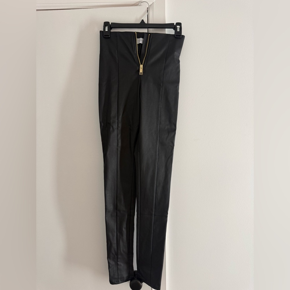 All Things Golden Second Skin Vegan Faux Leather Pant Size XS - Picture 5 of 9